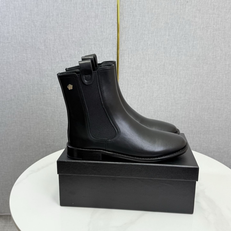 Ch**el boots